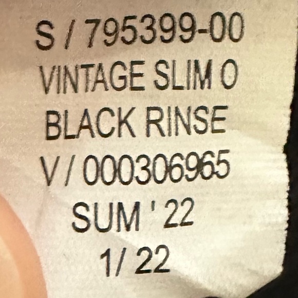 GAP Vintage Slim Mid Rise Cropped Jeans - Size 28 - Black - Picture 11 of 11